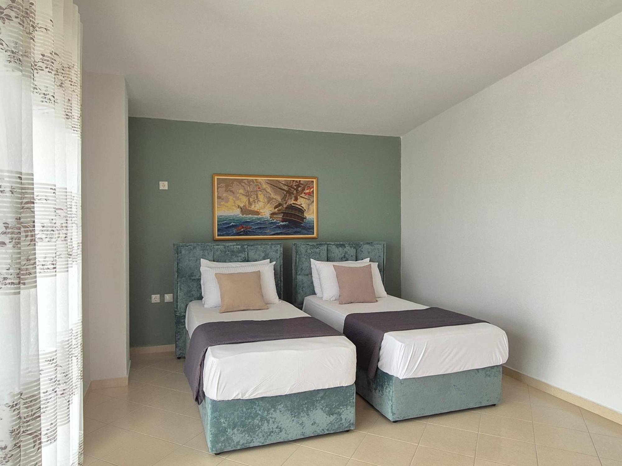 Villa Marsal Sarandë Exterior foto